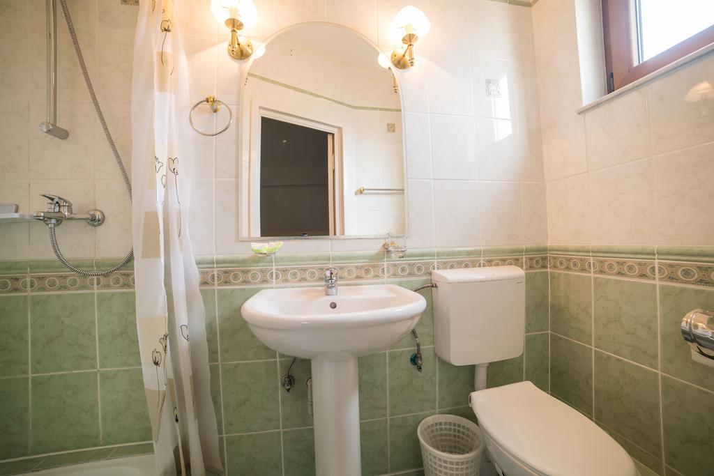 Rădăuţi Pension Hotel Fast חדר תמונה